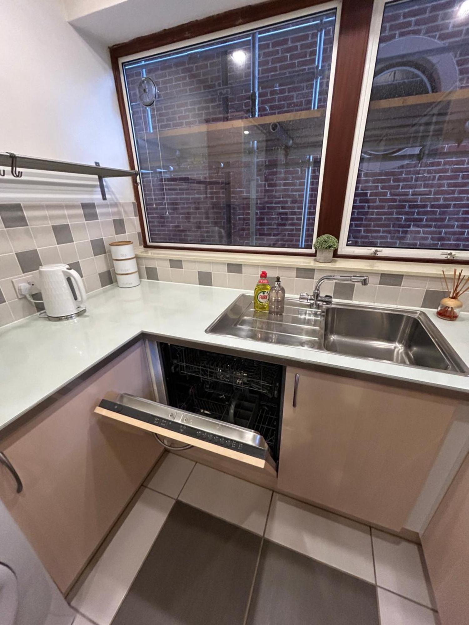 Spacious 3 Bedroom Apartment Close To Marina, 2 Parking Spaces, Kingsize Or Single Beds Southampton Exterior foto