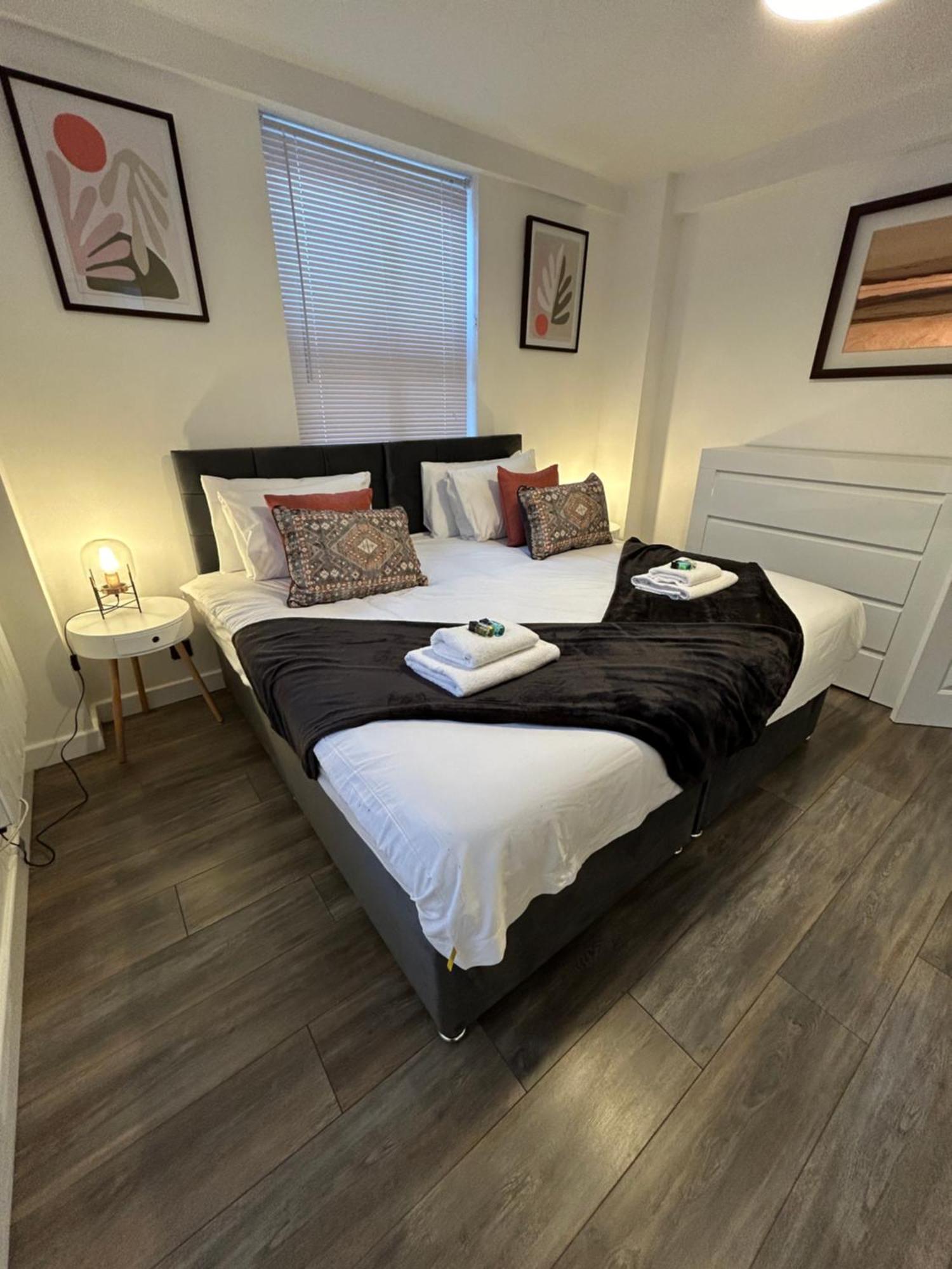 Spacious 3 Bedroom Apartment Close To Marina, 2 Parking Spaces, Kingsize Or Single Beds Southampton Exterior foto