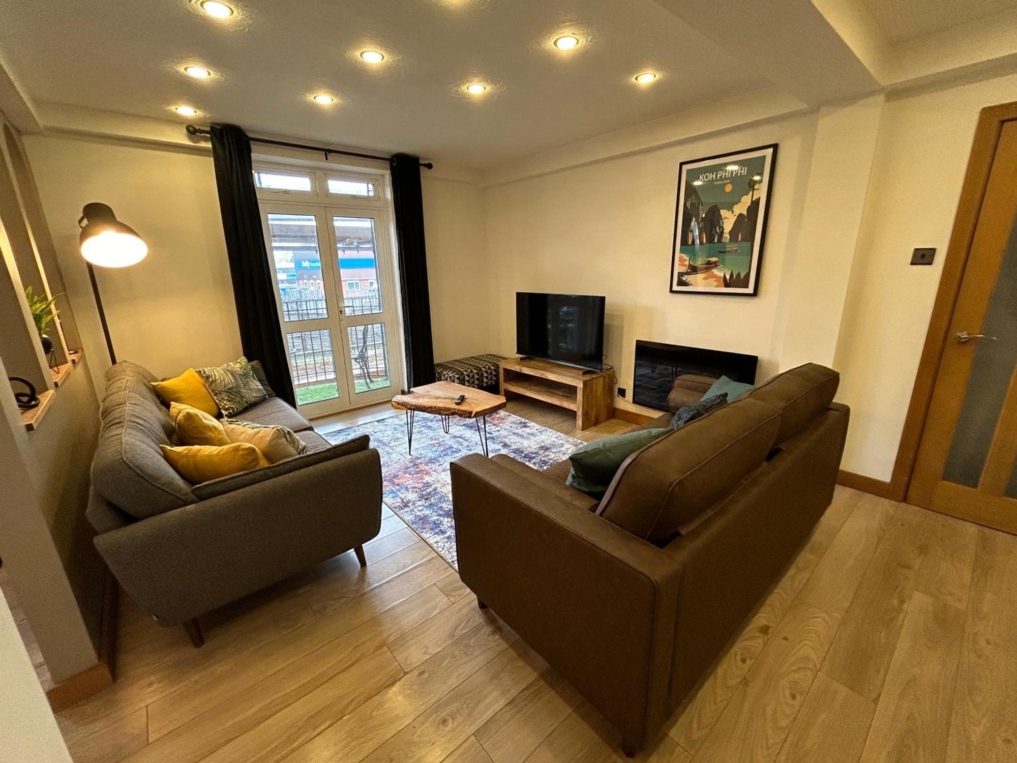 Spacious 3 Bedroom Apartment Close To Marina, 2 Parking Spaces, Kingsize Or Single Beds Southampton Exterior foto